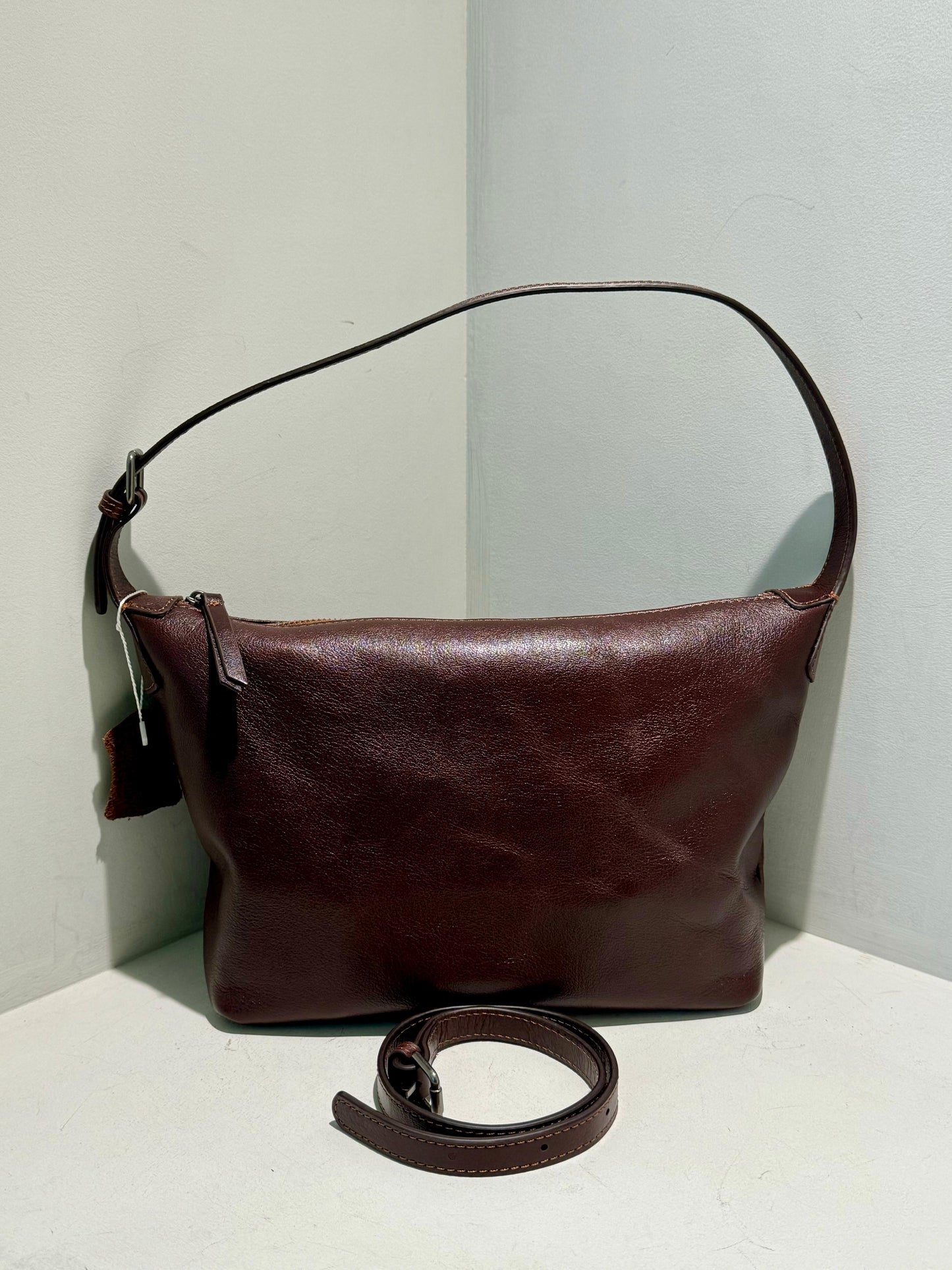 Elegant Vegetable Tanned Leather Bag