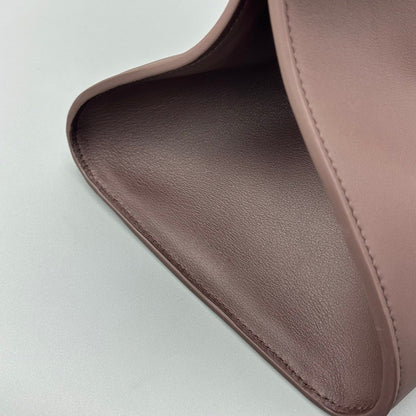 Buckle-detail leather tote bag