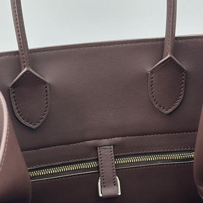 Buckle-detail leather tote bag