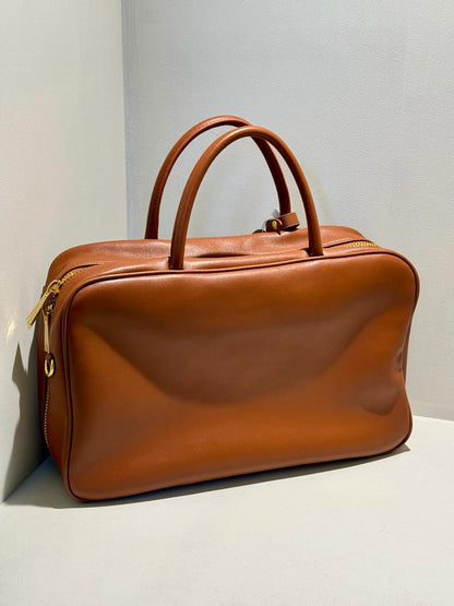 Versatile Leather Briefcase