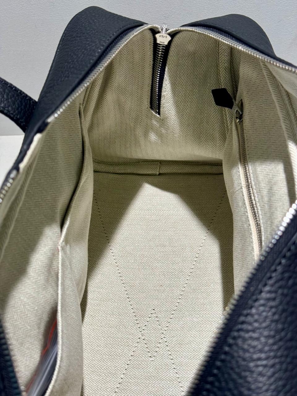 Elegant Togo Leather Bag
