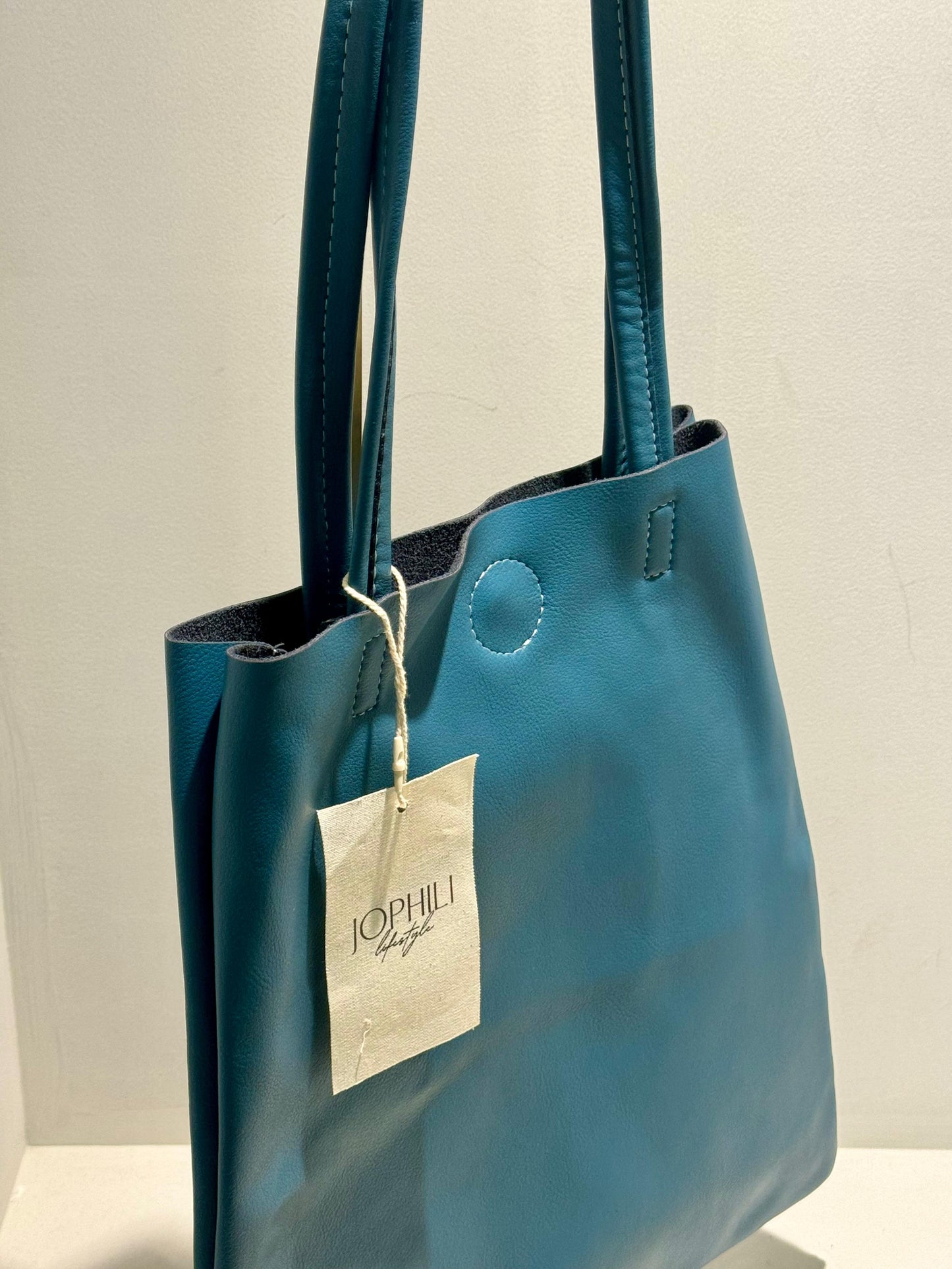 Slim Leather Tote
